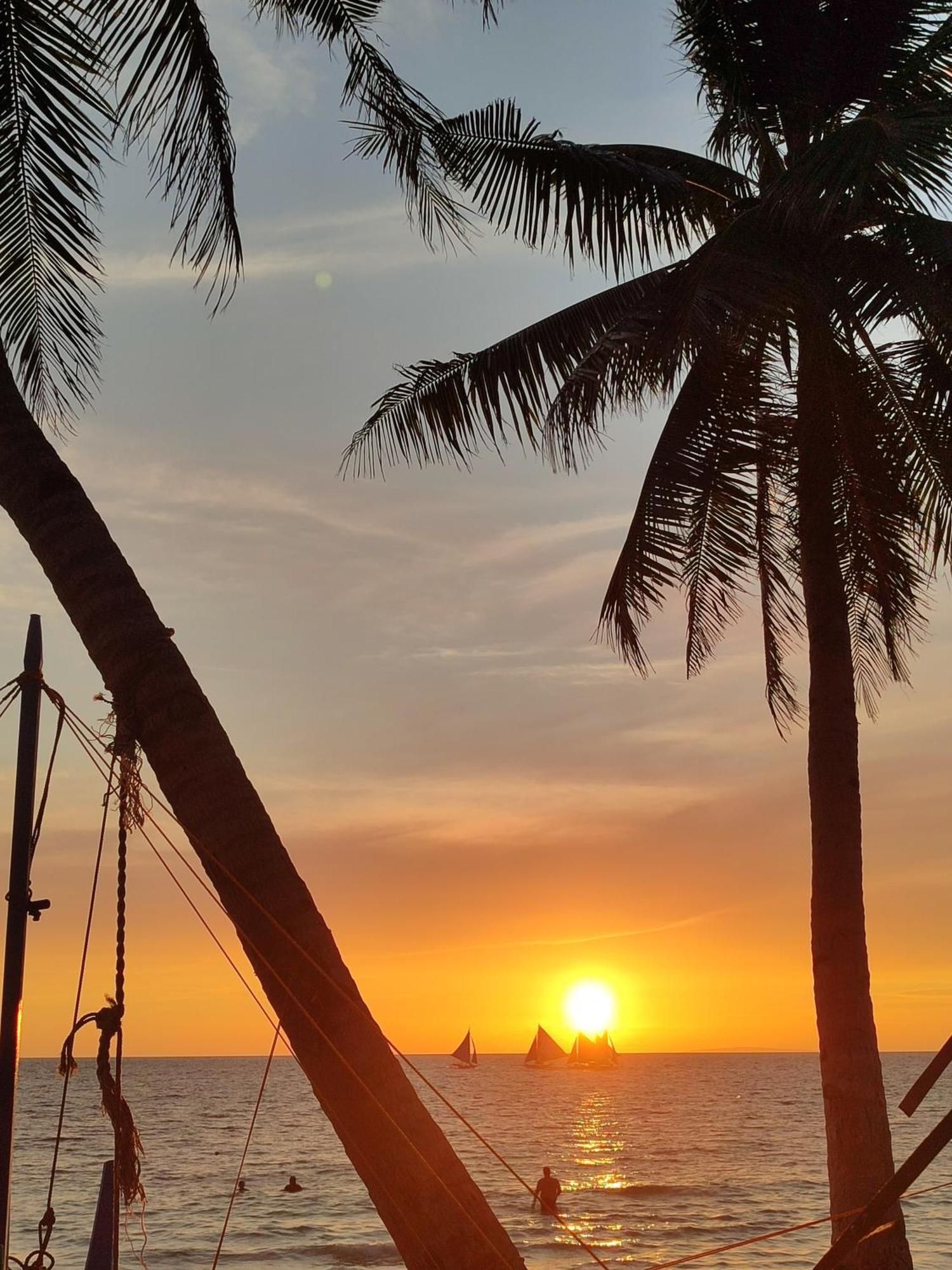 Aparthotel Castle Rock Boracay Yapak Zewnętrze zdjęcie